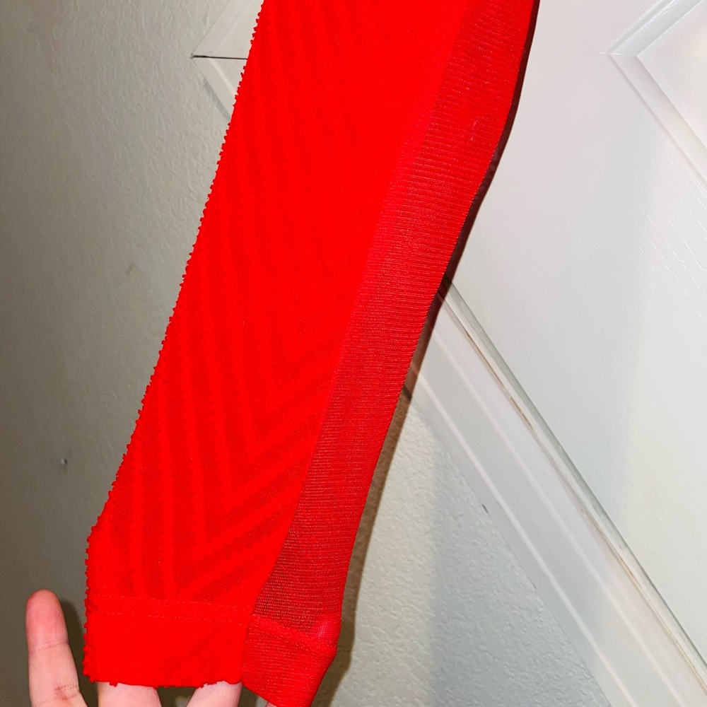 ๐ H&M long sleeve maxi red dress ๐ - Picture 6 of 10